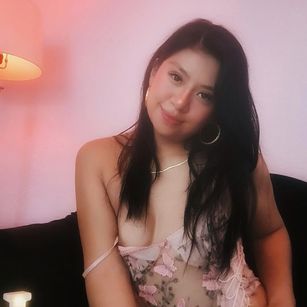 Model - Zoe Ferrer girl