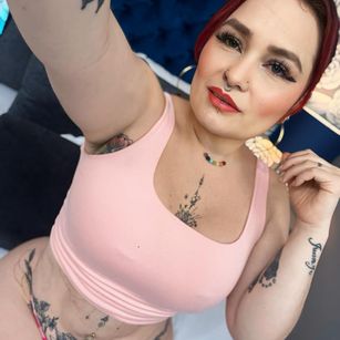 Model - AmaranthaVelmet domination