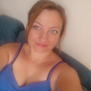 Model - Angela femdom