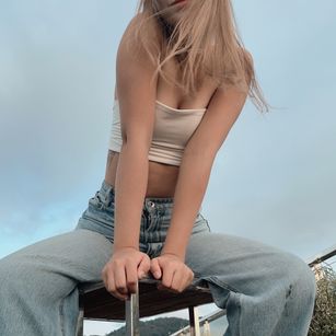 Model - AlexiaCoy_ dance