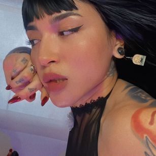 Model - Cleo denil joi