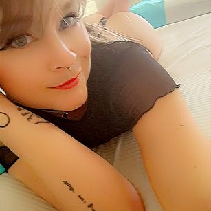 Model - Ellie Fuchs American