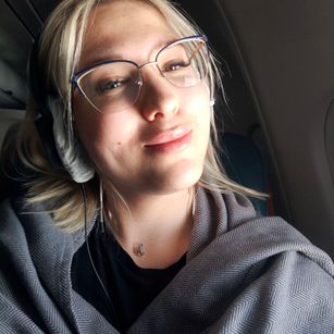 Model - BrandyStars mistress