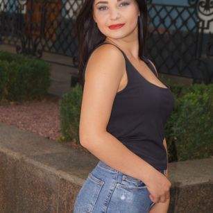 Model - TatkaMur sexy