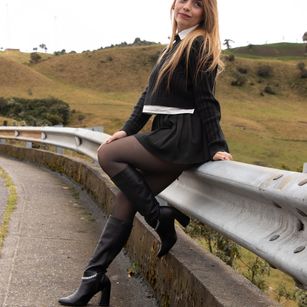 Model - MailynFox deepthroat