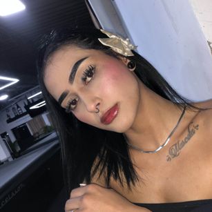 Model - Elisa Peters sexy