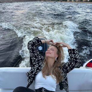 Model - Dana Meow fastresponse