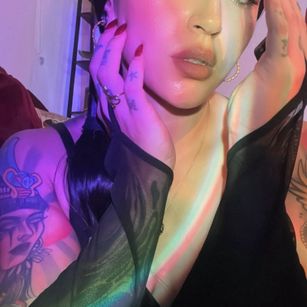 Model - Cleo denil joi