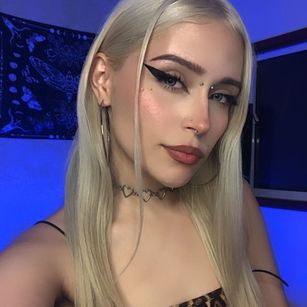 Model - escorpionluna27 hairy