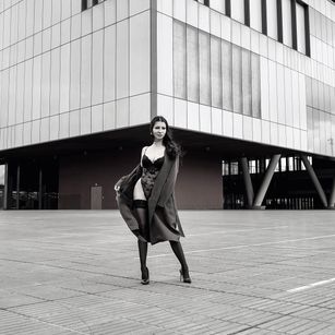 Model - Sophiee Miller anal