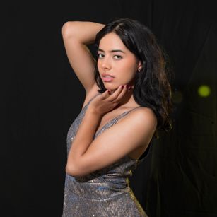 Model - Zoeartt bride