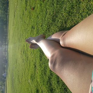 Model - Zoe Ferrer bigass