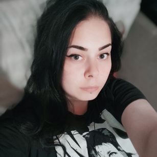 Model - Lamia Nox bigboobs