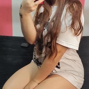 Model - Afrodita ass