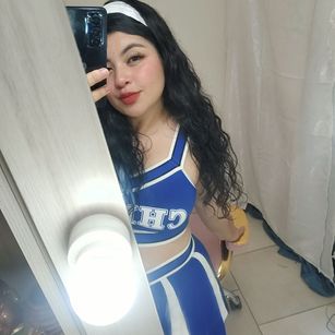 Model - Afrodita cum