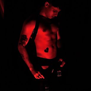 Model - Antonello Vanucci striptease