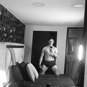 Model - Antonello Vanucci cum