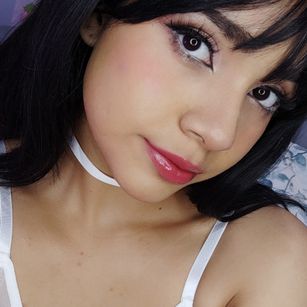 Model - Bella Sky Femdom