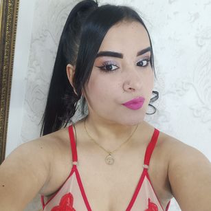 Model - Zoe Roux  pinkpussy