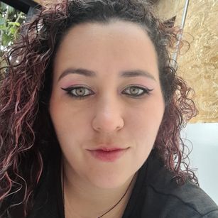 Model - Isabela Park toys