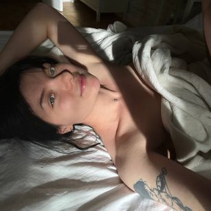 Model - Viviana Vivia blowjob