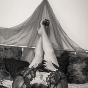 Model - Jay Velvet fastresponse