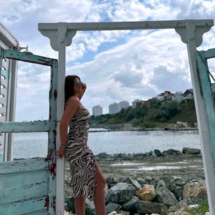 Model - Angelinna pussy