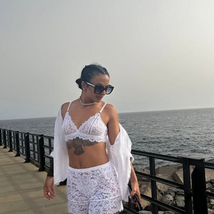 Model - NNNoire black