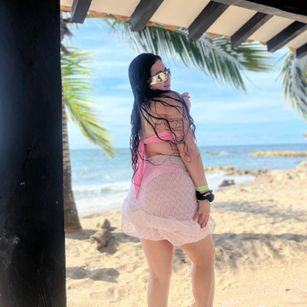 Model - Anahi Vega LATINA