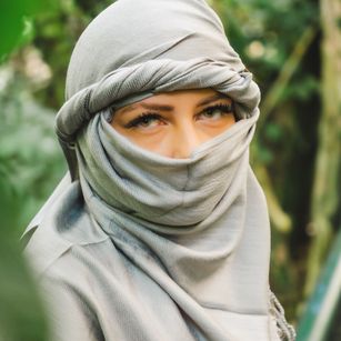 Model - Angie Chala deapdreat