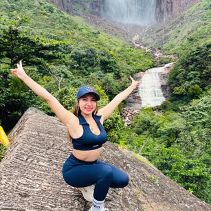 Model - Veronica Hot pussy