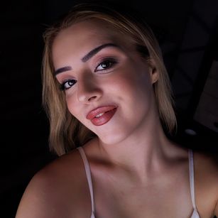 Model - RUSLLANA Beni