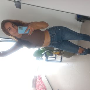 Model - Anny_Rivera blowjob