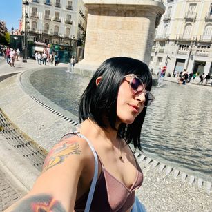 Model - Cleo denil joi