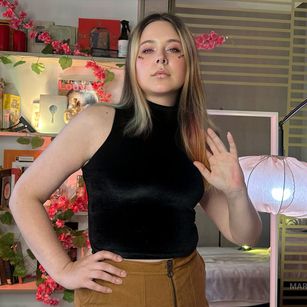 Model - MarlaShine dildo