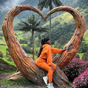 Model - Melanie Williams latina