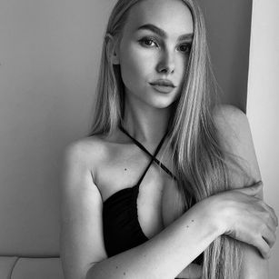 Model - Olivia_Owen pussy