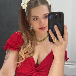 Model - LinaRose dom