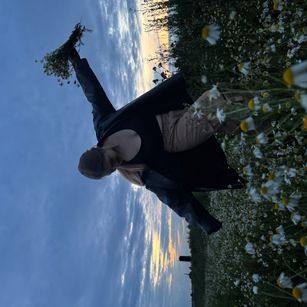 Model - LinaRose stockings