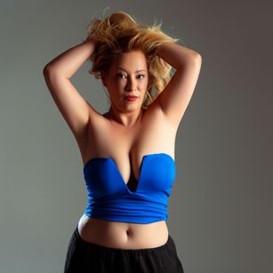 Model - SusanSwann tits