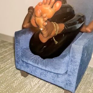 Model - Goddess Maxx shemale