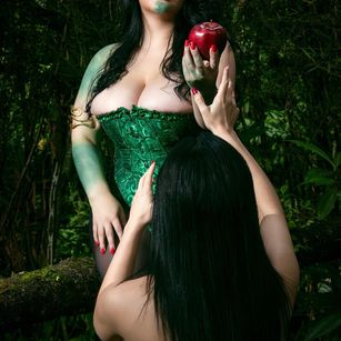 Model - Jas Yordanov girlfriend