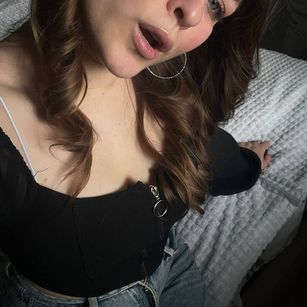 Model - Lasly_Fox joi