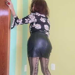 Model - Marcela_SweetHeart feet