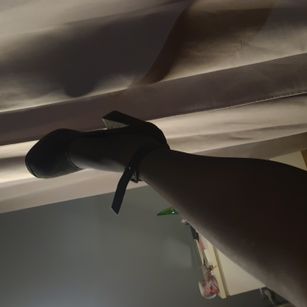 Model - TheTrixy dildo