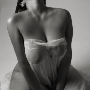 Model - LilyFoxx bigass