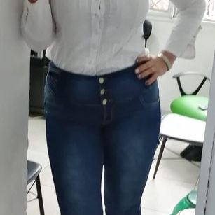 Model - DoctoraVictoria FRIENDLY