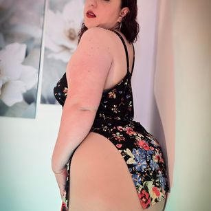 Model - Pamela BBW
