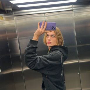 Model - AlexTok twink