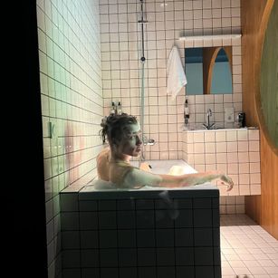 Model - AlexTok young